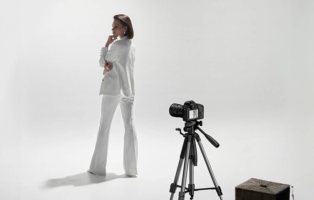 Professional Ugreen LP661 tripod for and cameras - juodos spalvos and pilkos spalvos