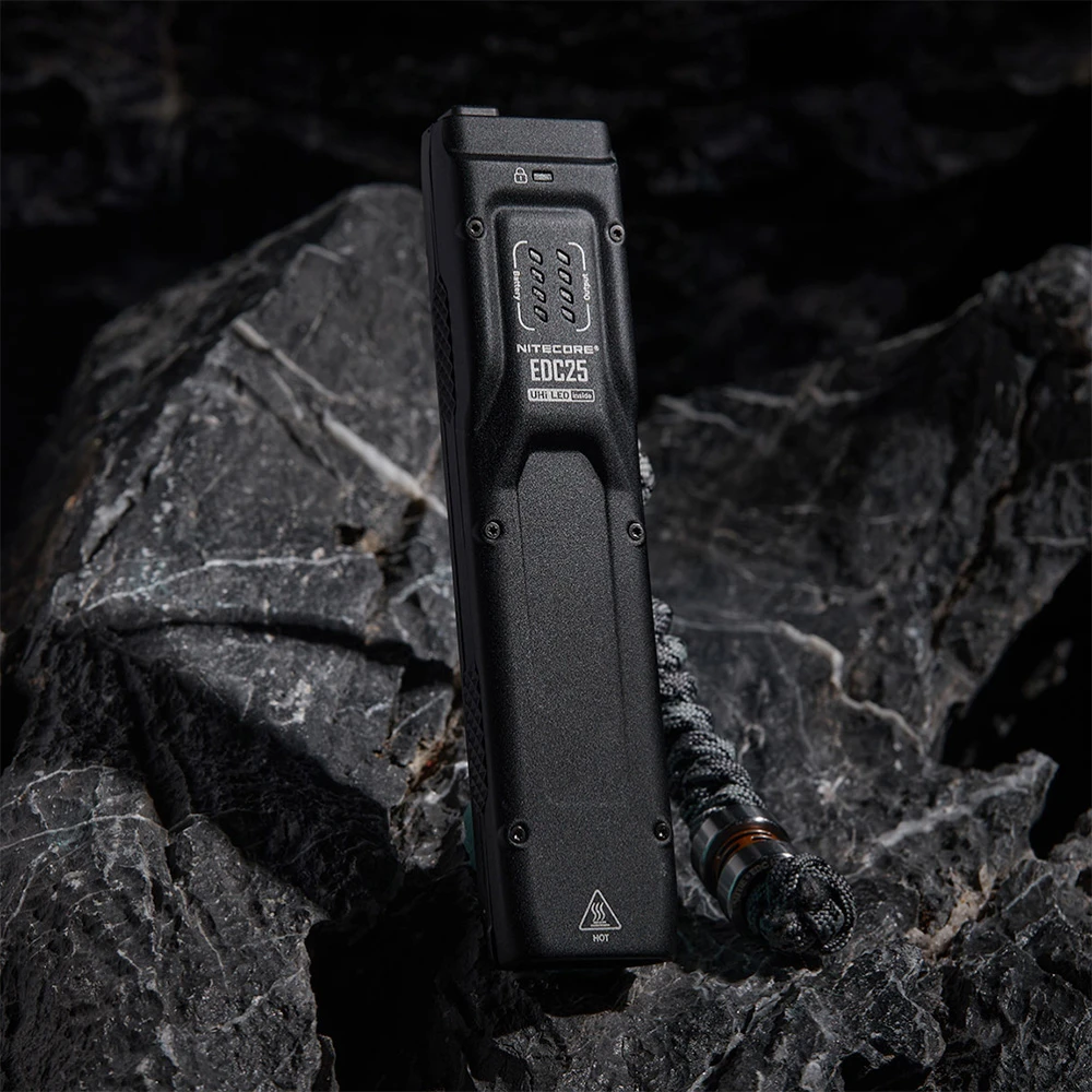 Taktinė - Nitecore EDC25 3000 Liumenų 300m Spindulys 1700mAh Baterija