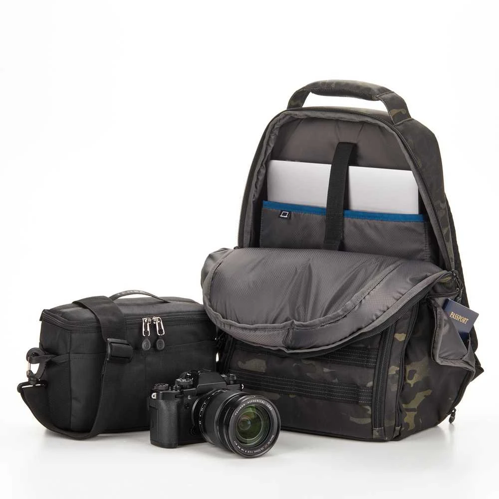 Kameros krepšys - Tenba Axis v2 16L Road Warrior (beveik veidrodinis/DSLR, 16" nešiojamas kompiuteris, 12.9" planšetė)