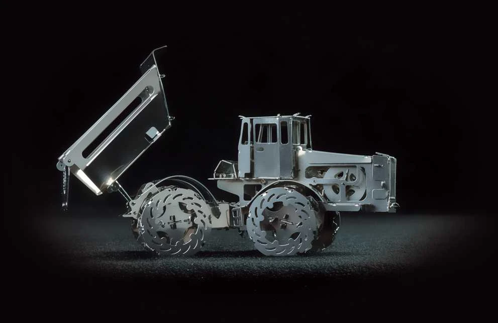 Time For Machine Hot Tractor 700 - metalinio konstruktoriaus komplektas