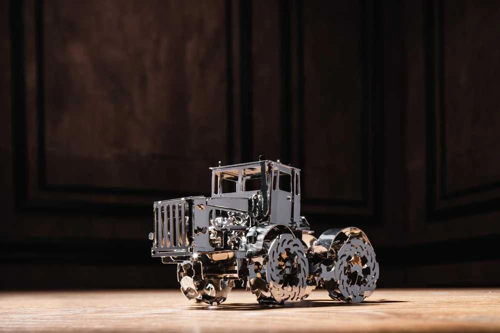 Time For Machine Hot Tractor 700 - metalinio konstruktoriaus komplektas