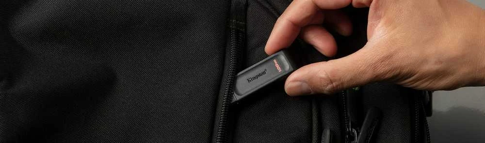 Kingston 128GB USB-C 3.2 Gen 1 DataTraveler 70