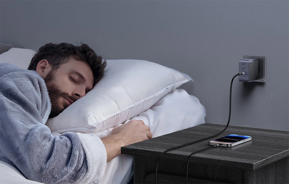 Greitas įkroviklis Ugreen Nexode Air 100W, 3x USB-C, USB