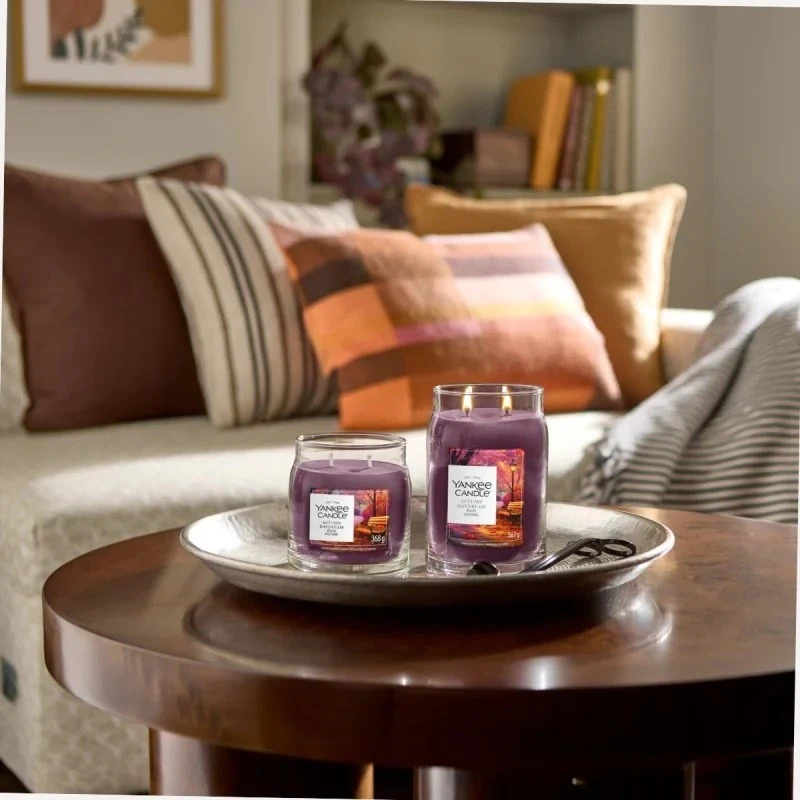 Yankee Candle Aromatinė žvakė Signature glass medium Autumn Daydream 368 g