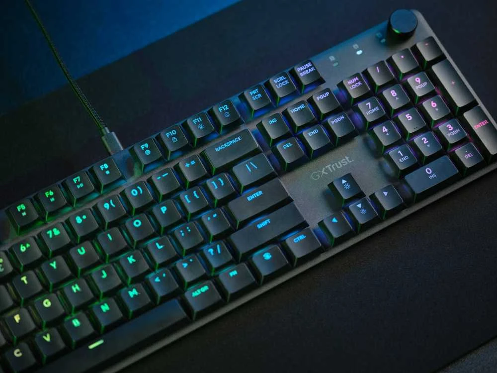 TRUST GXT 866 TORIX RGB mechaninė klaviatūra