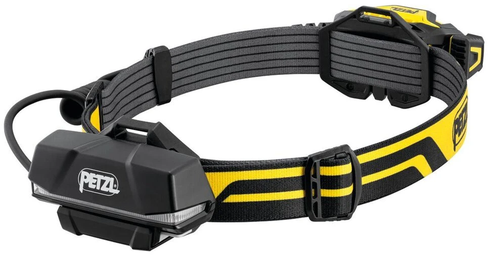 Žibintas - Petzl XENA 1400 Liumenų, 170m Nuotolis, Įkraunama 3200mAh Baterija, IP67 Atsparus Vandeniui Juodas