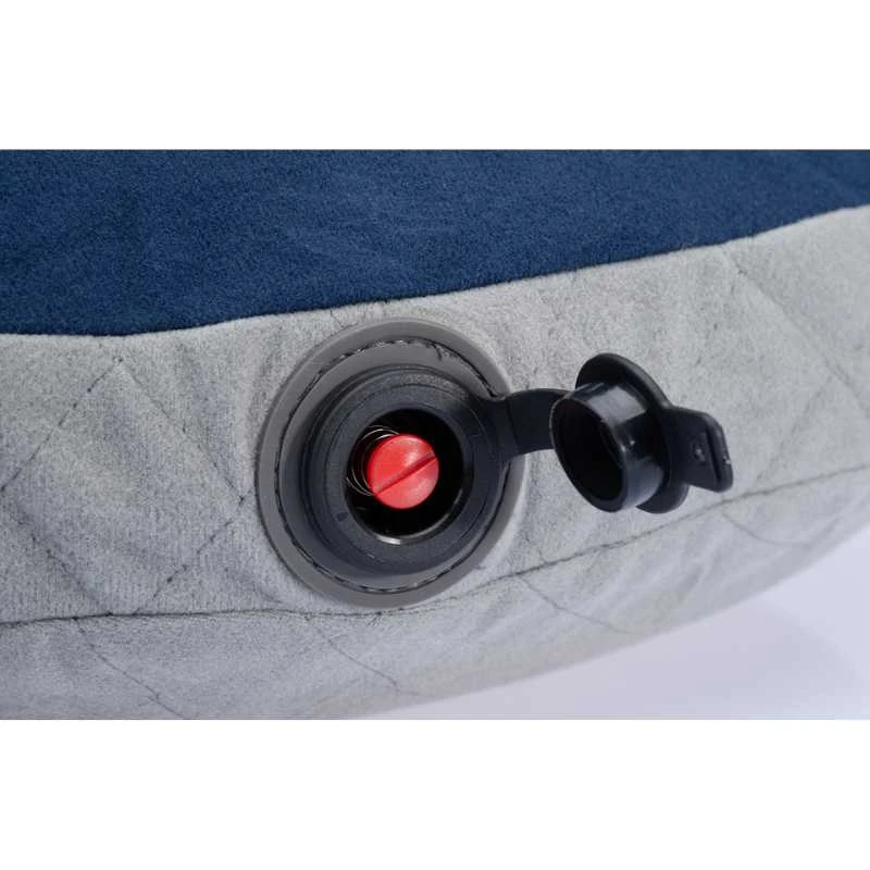 Kelioninė pagalvėlė COCOON Air-Core Neck Pillow Ergonomic Microfiber - Tamsiai mėlyna
