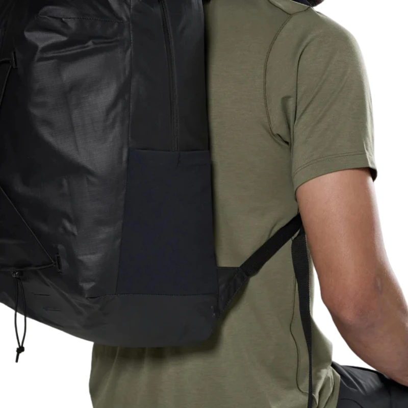 Kuprinė Montane Transition Pack 28L - Juoda