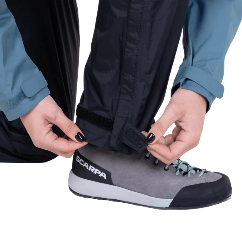 Moteriškos kelnės nuo lietaus Mountain Equipment Zeno FZ Wmns Pant Short Leg - Juoda - L