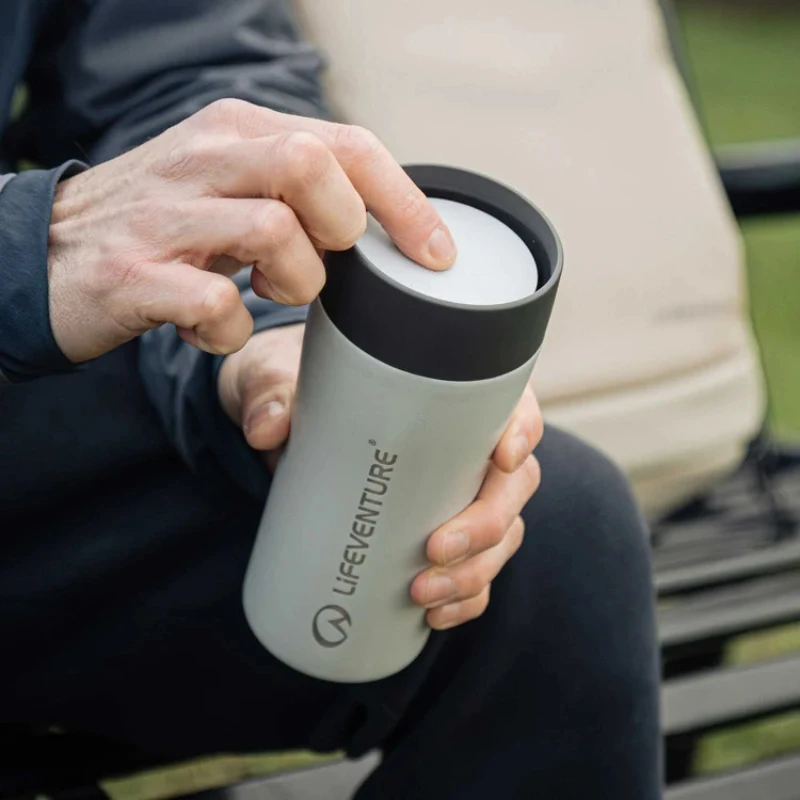 Termosas Lifeventure One Touch Thermal Mug - Šviesiai pilka
