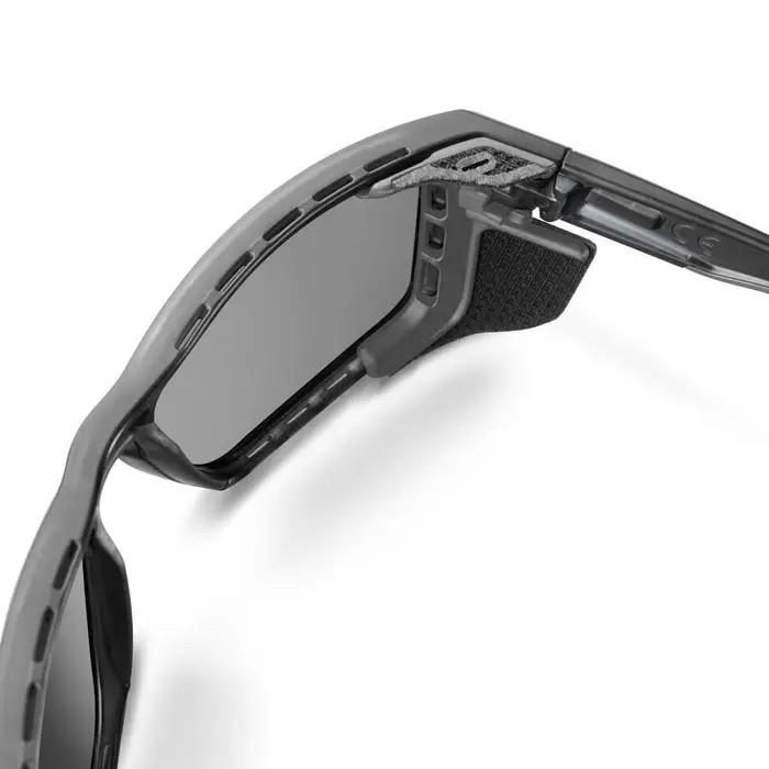JLB Prancūzija Akiniai Julbo Shield juodas Reactive 2-4