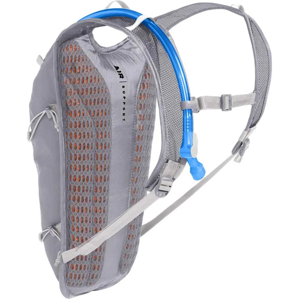 Gertuvė Dviratininko kuprinė su hidravimo sistema CamelBak Classic Light, pilka