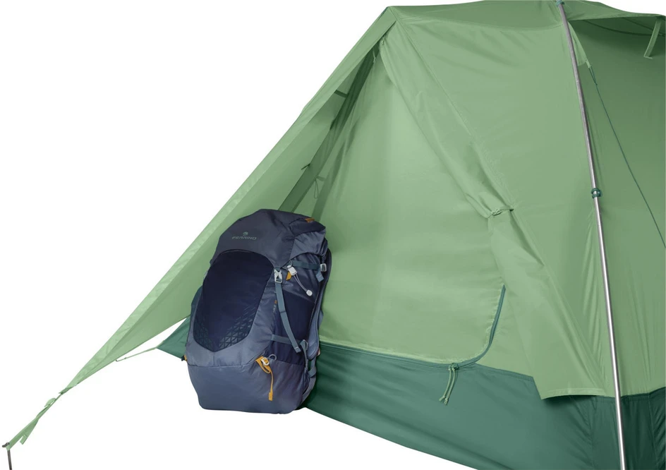 Ferrino Fuji 2 – itin lengva dvivietė kupolinė palapinė žygiams ir trekkingui