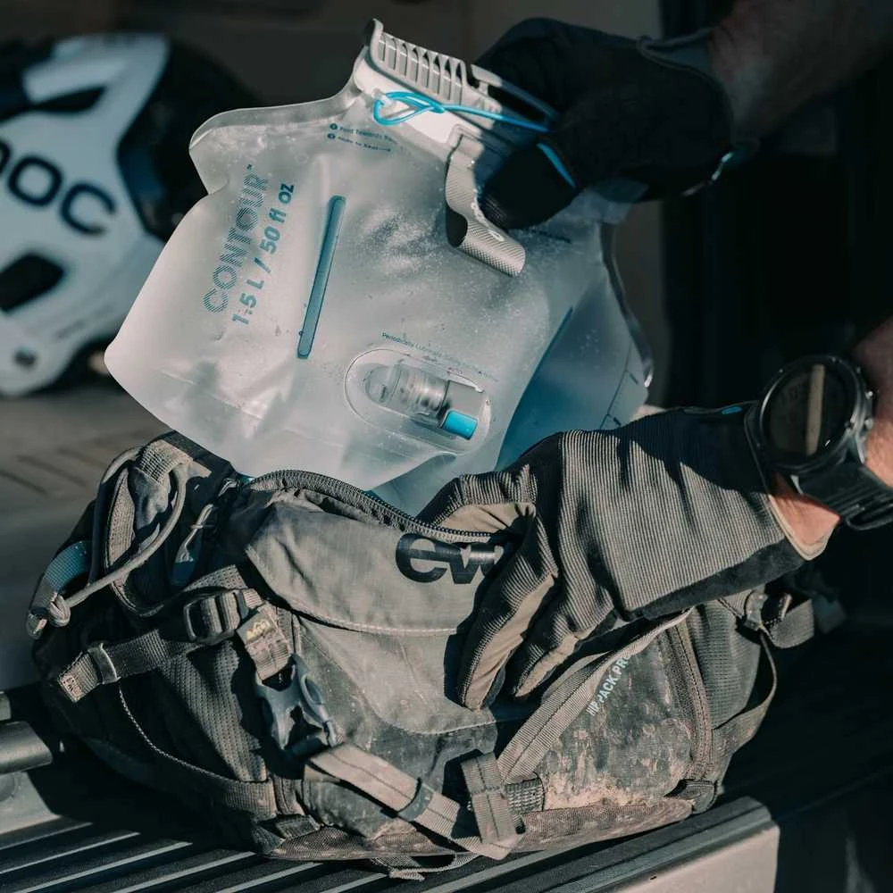 Gertuvė JAV Gėrimo sistema HydraPak Contour™ Lumbar 1.5L