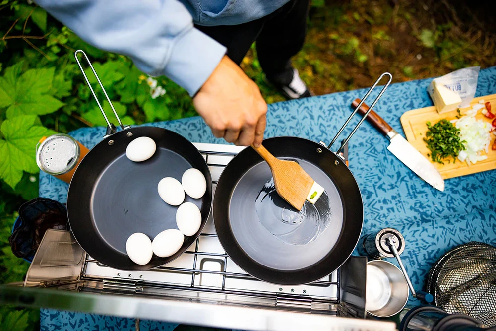 JAV GSI Carbon Steel Frypan 25 cm – anglinio plieno keptuvė su sulankstoma rankena