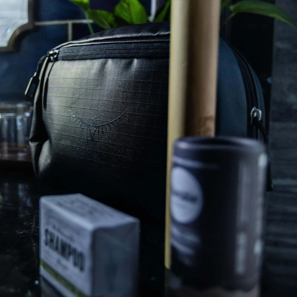 JAV Osprey Large Toiletry Kit raven juodas kosmetinė