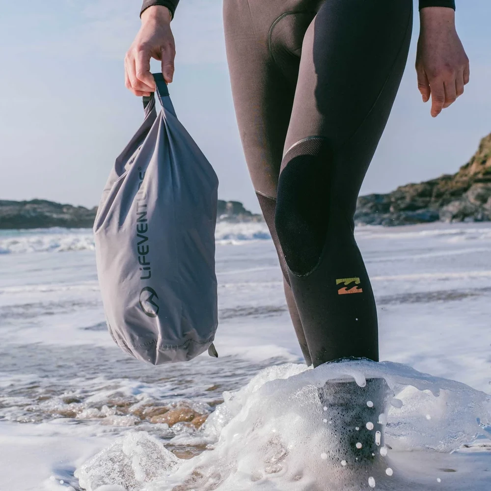 Jungtine Karalyste Lifeventure Stormlight Dry Bag 5L Pilkas – itin lengvas vandeniui atsparus hermetinis krepšys