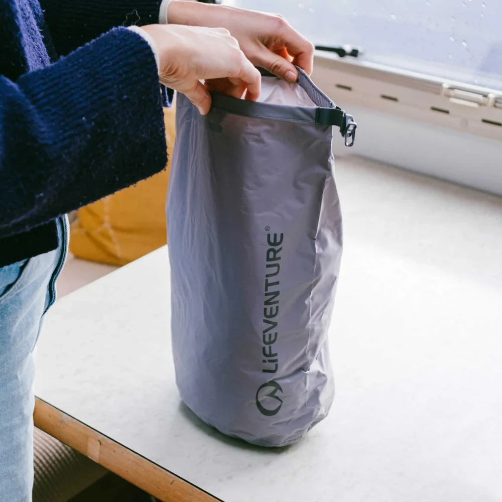 Jungtine Karalyste Lifeventure Stormlight Dry Bag 5L Pilkas – itin lengvas vandeniui atsparus hermetinis krepšys