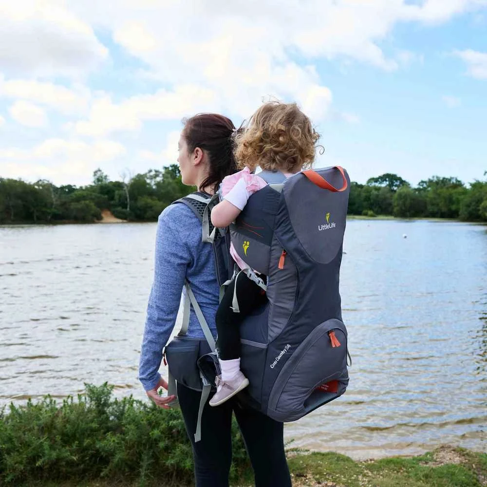Jungtine Karalyste LittleLife Cross Country S4 child carrier pilkas nešyklė vaikams