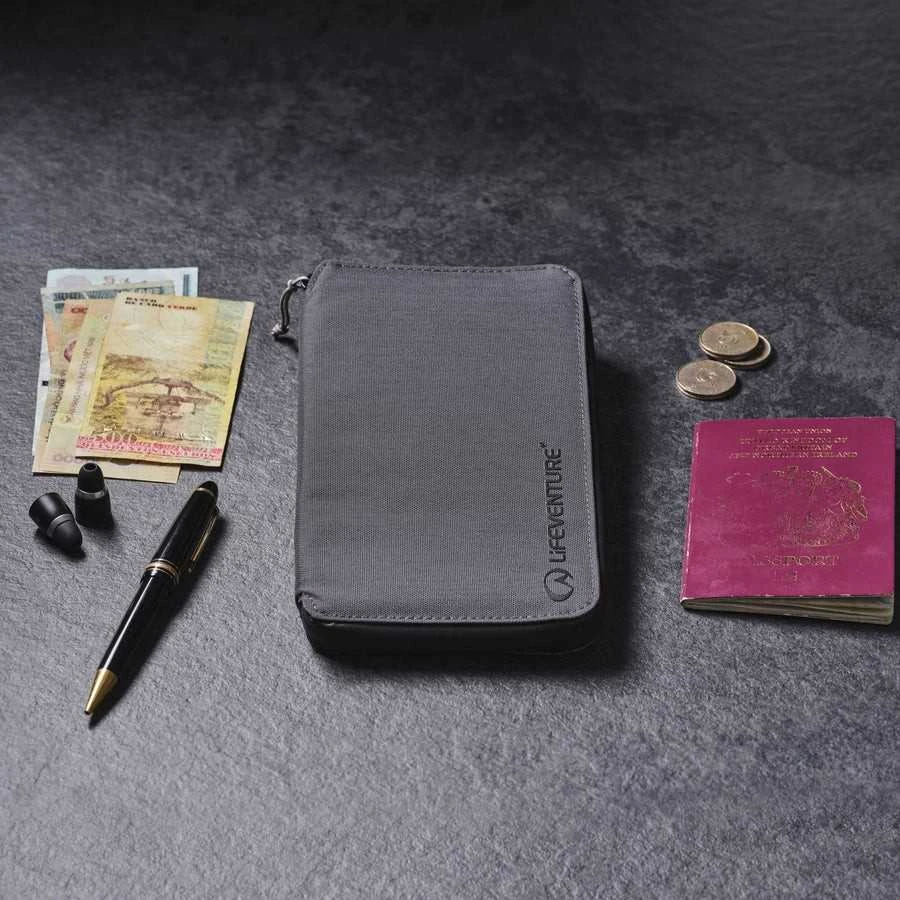 Piniginė dokumentų dėklas Lifeventure RFID Travel Wallet Recycled - Pilka