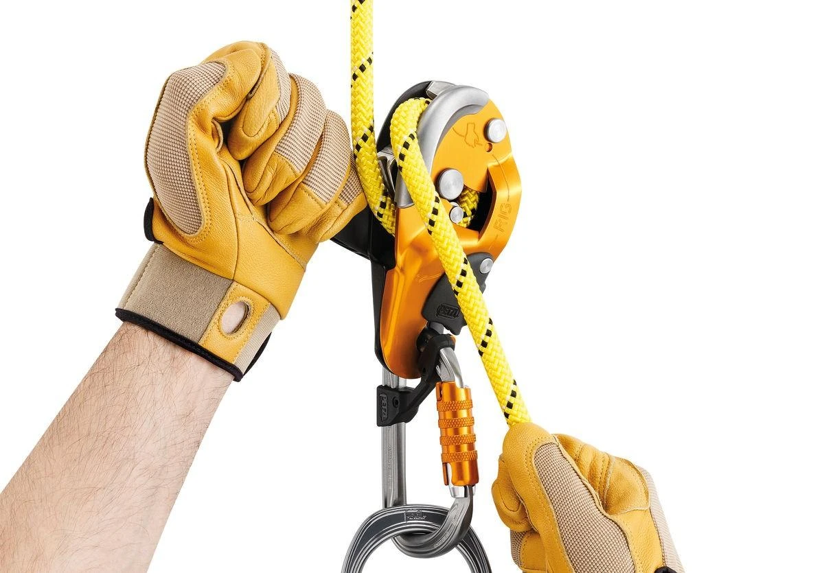 Petzl Rig nusileidimo įtaisas naudojimo metu