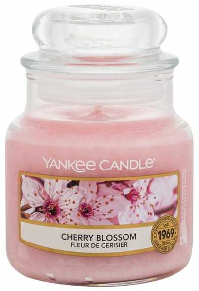 Yankee Candle Vyšnių žiedų kvapioji žvakė