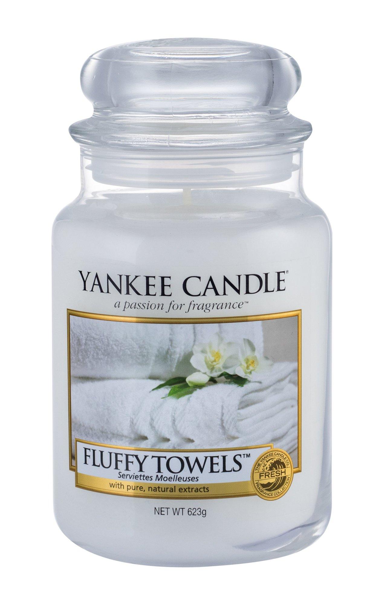 Yankee Candle Fluffy rankšluosčiai kvapioji žvakė unisex, 623 g