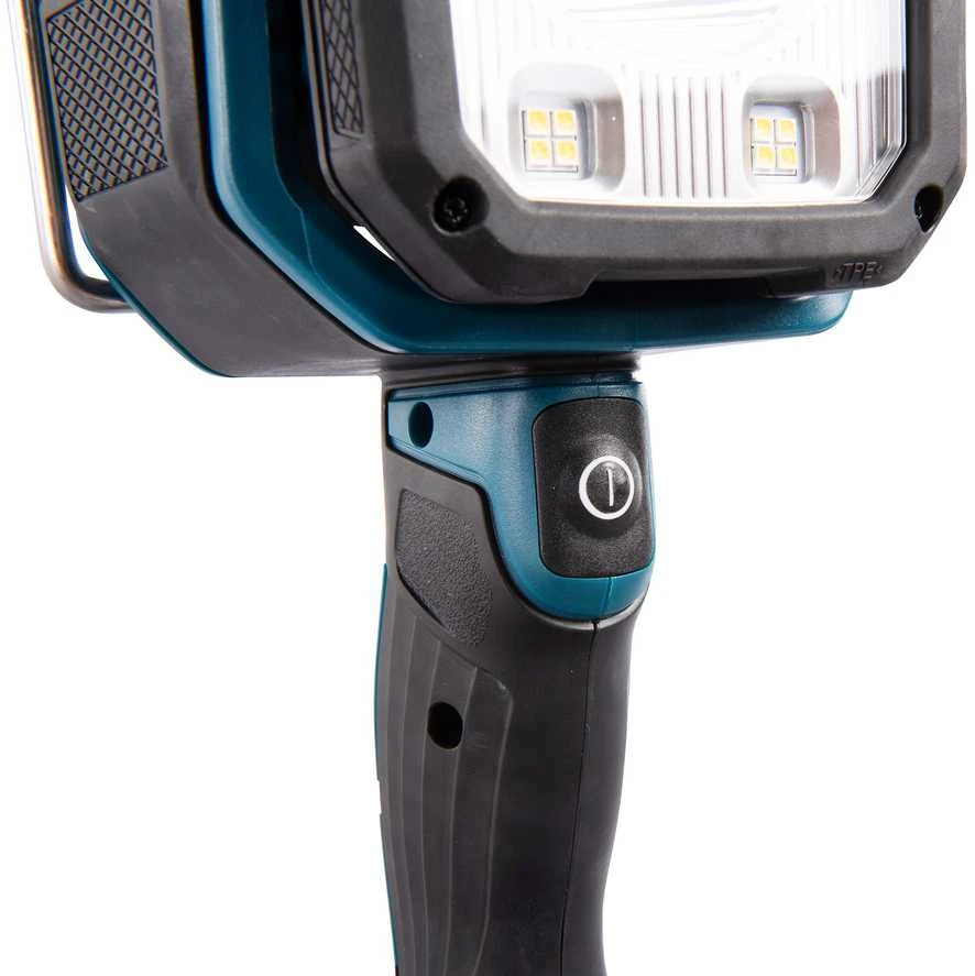 Makita Akumuliatorinis LED prožektorius DML812 14,4V / 18V LXT® • 1250 lm • komplektuojamas be akumuliatoriaus ir kroviklio.