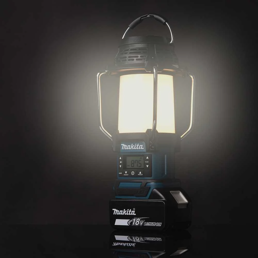 Makita Akumuliatorinis LXT® žibintas / radijas DMR055 14,4V / 18V • 130 lx