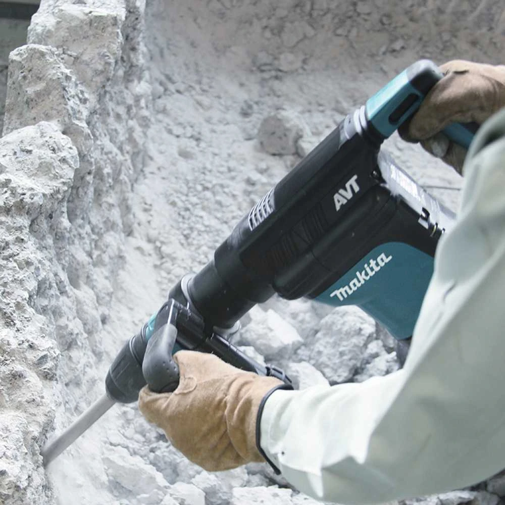 Makita Atskėlimo plaktukas HM1111C SDS-MAX