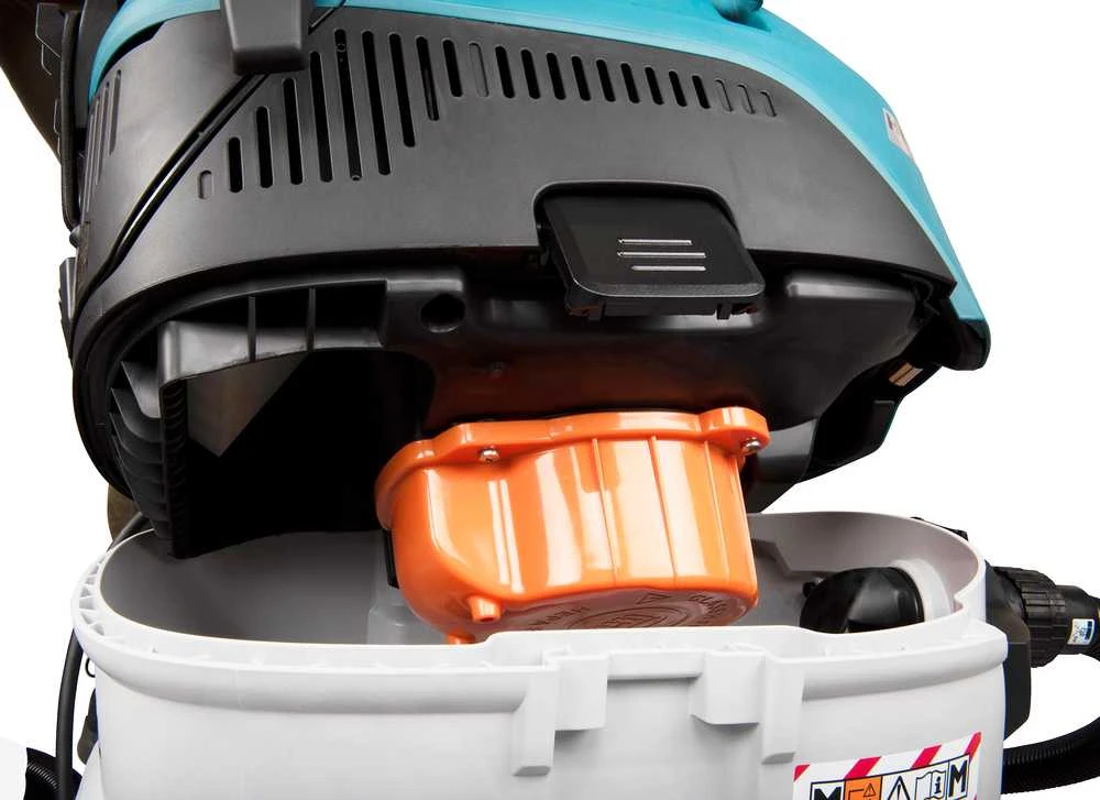 Makita dulkių siurblys (šlapiai/sausai) VC4210M, 1200 W, 42 l, 250mbar, darbo prietaiso įjungimas iki 2400 W