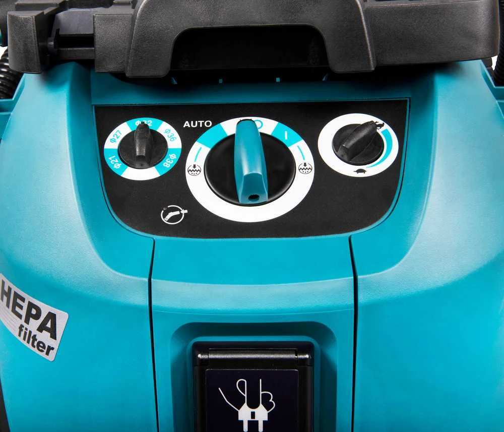 Makita dulkių siurblys (šlapiai/sausai) VC4210M, 1200 W, 42 l, 250mbar, darbo prietaiso įjungimas iki 2400 W