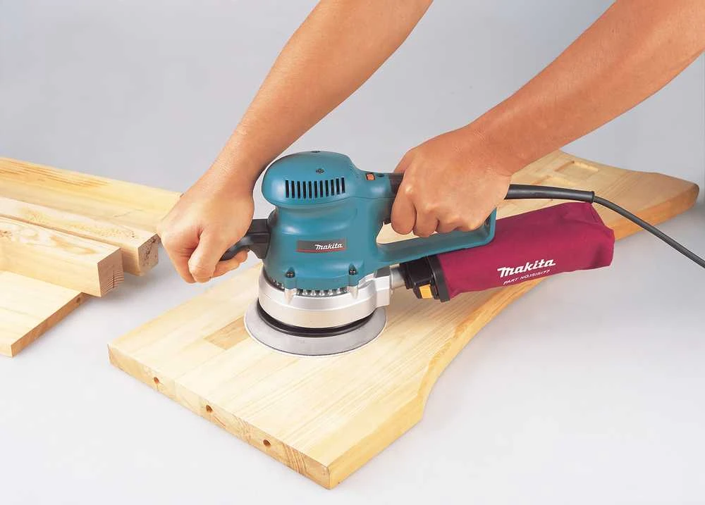 Makita Ekscentrinis šlifuoklis BO6030 150 mm