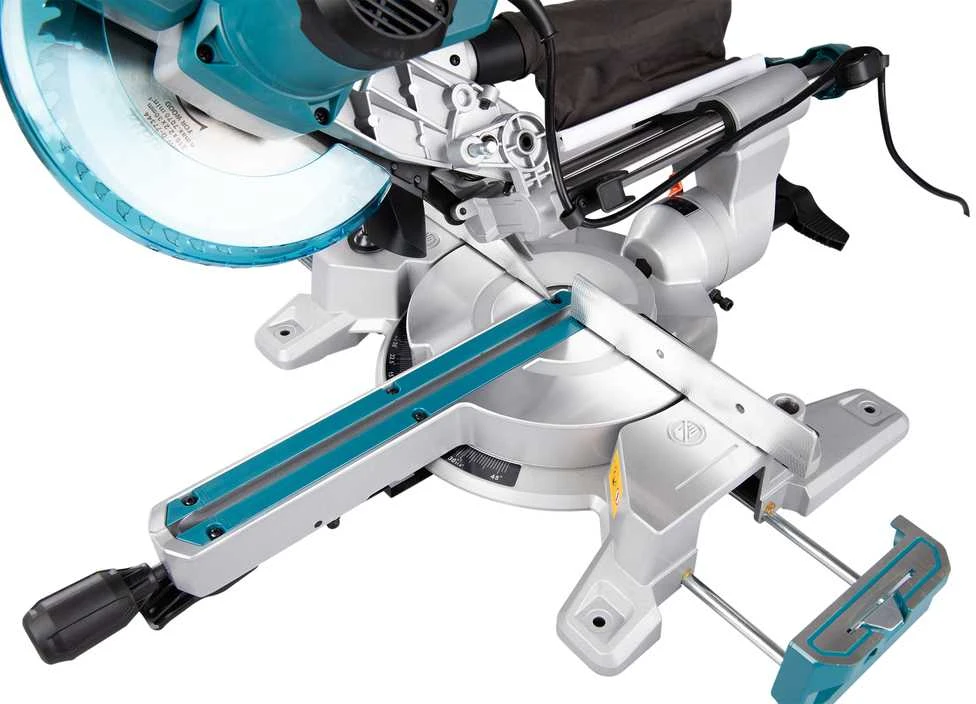 Medžio pjovimo staklės MAKITA LS0816F 1200 W