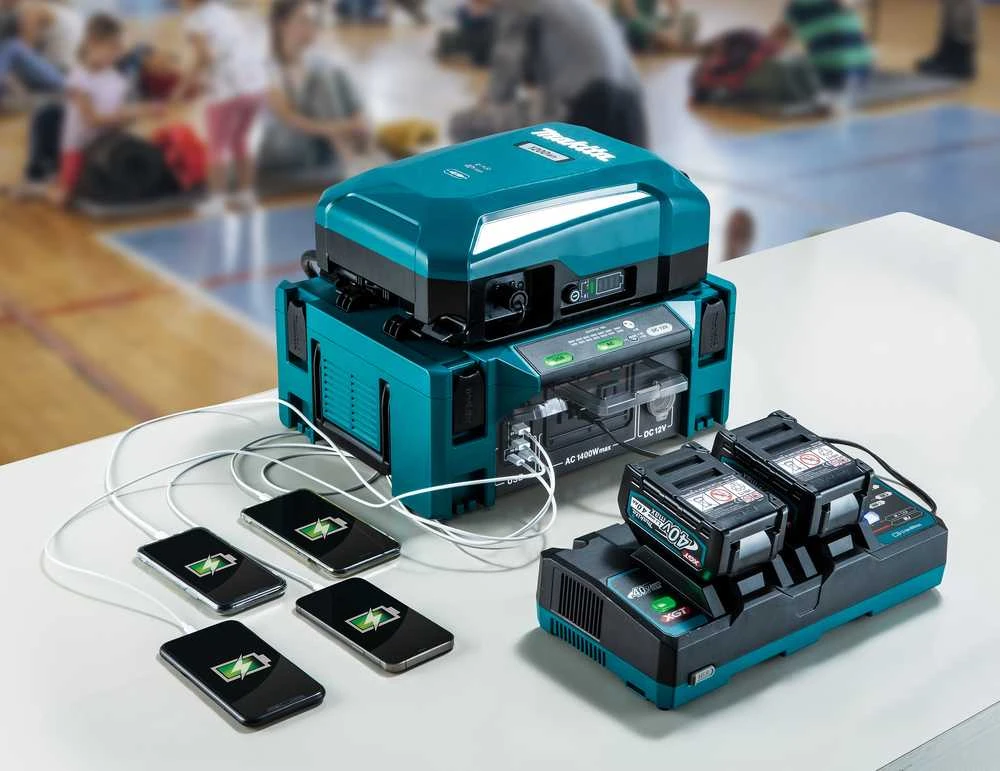 Makita Maitinimo stotelė-įtampos keitiklis BAC01 DC/AC • 1400 W
