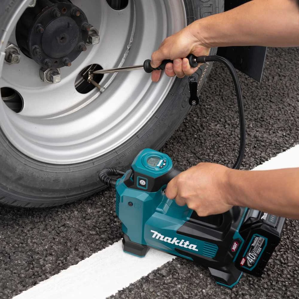 Makita Oro kompresoriaus adapteris lengvųjų automobilių ir sunkvežimių padangoms (Antgalis su 30 laipsnių) TE00000691
