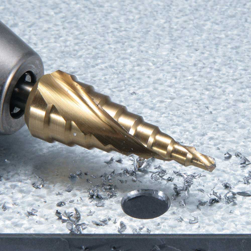 Makita PAKOPINIS GRĄŽTAS SKARDAI (SPIRALINIS) TIN 4-32mm, ilgis 102/80mm, 10mm D-40191