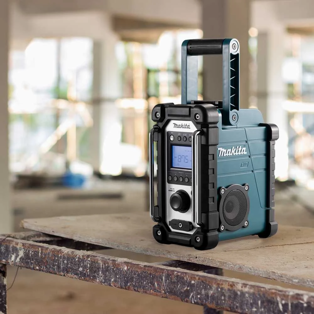 Makita Radijas LXT® / "G" / AC DMR116 14,4V LXT® • 18V LXT® • 14,4V "G" • 18V "G" • AC