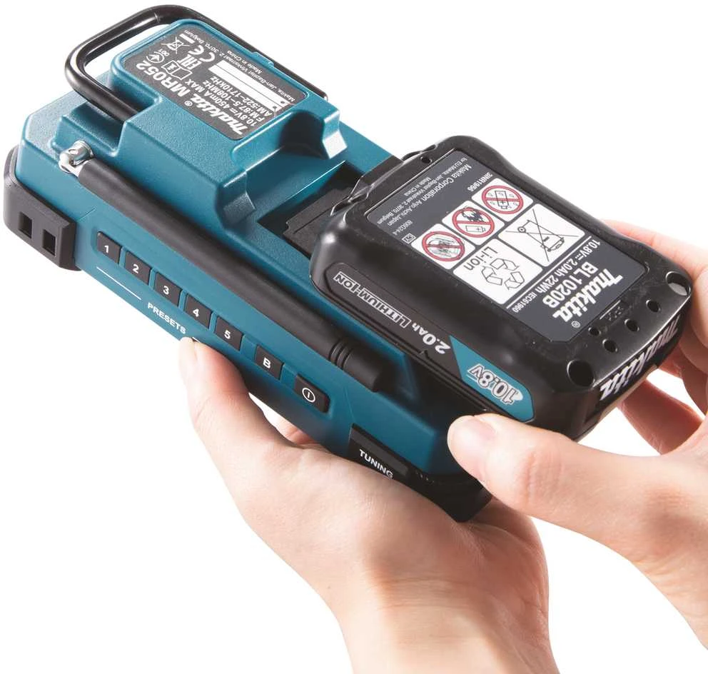 Makita radijas DEAMR052, 10,8V CXT, be akumuliatoriaus ir kroviklio