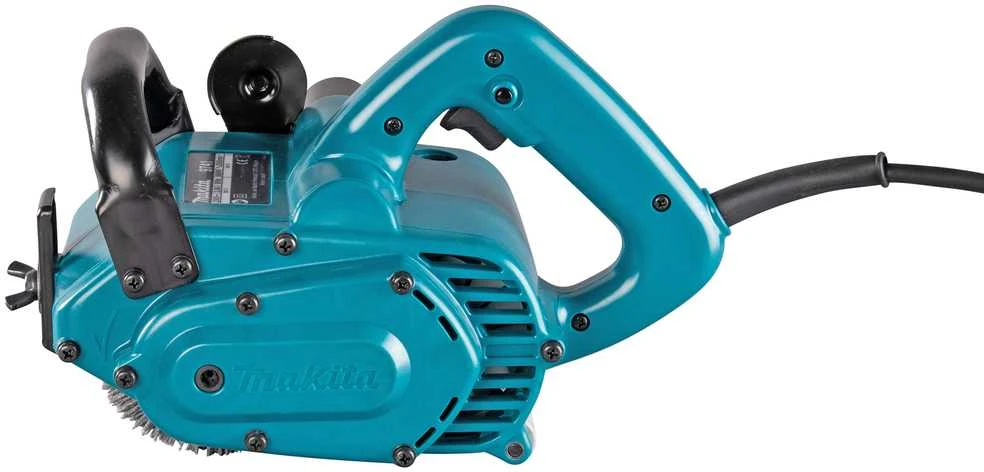 Makita 9741 satinavimo šlifavimo mašinėlė 860 W, 100 x 120 mm, 3500 min-1, 4,2 kg