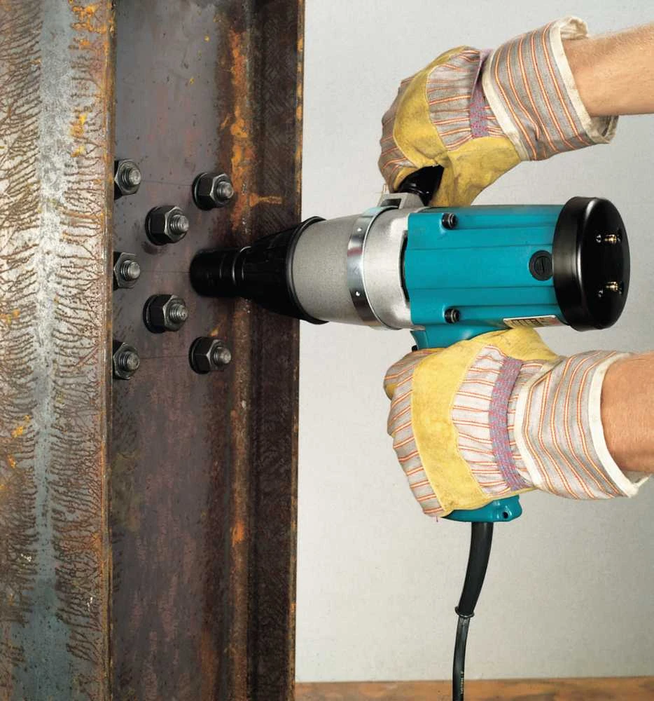 Makita Smūginis veržliasukis 6906 620 W