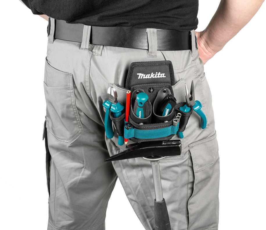 Makita Sutvirtintas 3-jų skyrių įrankių dėklas su tvirtinimu plaktukui. Kabinamas prie diržo. E-15285