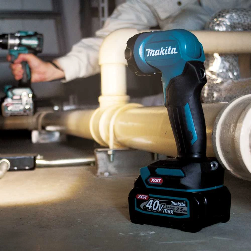 Makita XGT® Akumuliatorinis LED prožektorius ML001G XGT® • 40Vmax • 160 lm