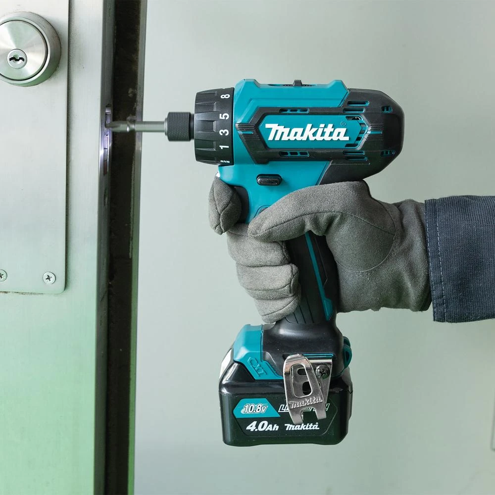 Akumuliatorinis gręžtuvas Makita DF033DWAE, 12V MAX, 2x 2,0 Ah Li-ion akum.