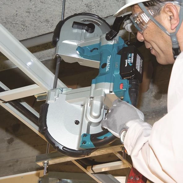 Makita DPB180Z Akumuliatorinis juostinis pjūklas,120X120mm, 18V, be akumuliatoriaus ir kroviklio