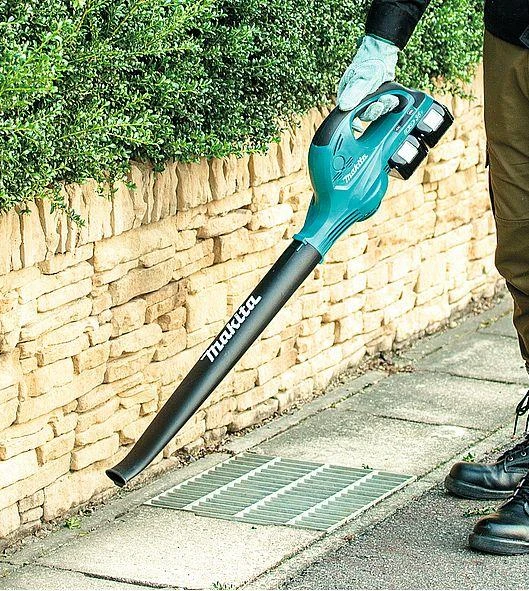Makita DUB361Z Akumuliatorinis pūstuvas, 2X18V, Be akumuliatorių ir kroviklio!