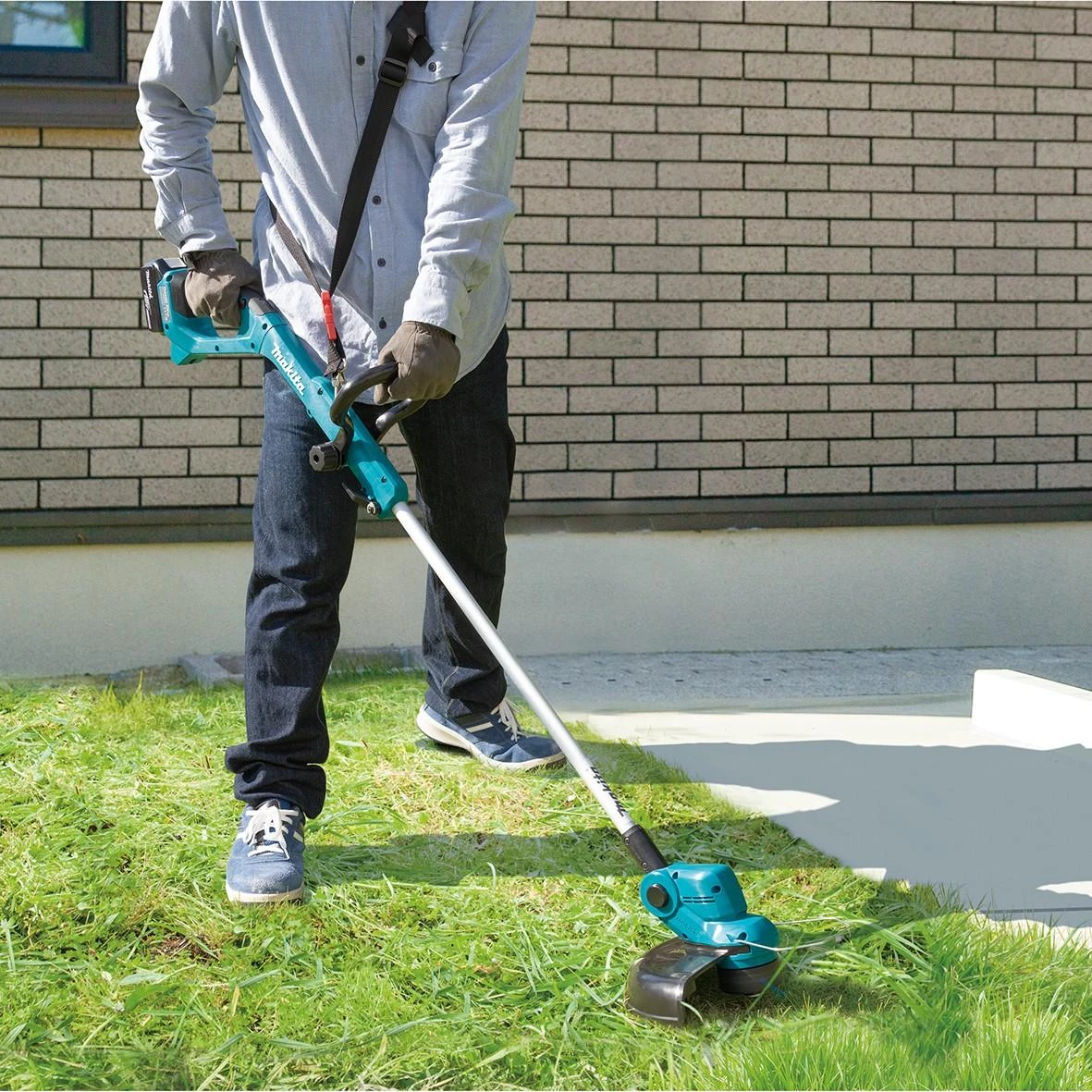 Makita Akumuliatorinė žoliapjovė/trimeris LXT ® DUR193Z 18V be akumuliatoriaus ir kroviklio