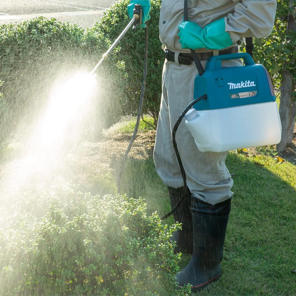 Makita US053DZ Cordless garden sprayer 12Vmax CXT, 5 l. tank, 2kg, be akumuliatoriaus ir kroviklio