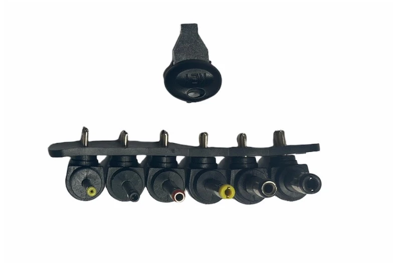 Universalus įkroviklis Reach 3-12V 12/30W (Max 2.1A)