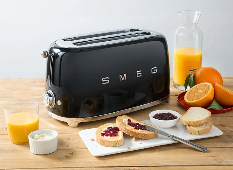 SMEG skrudintuvas TSF02BLEU